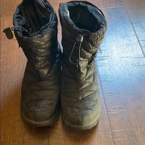 North face winter boots Thermoball